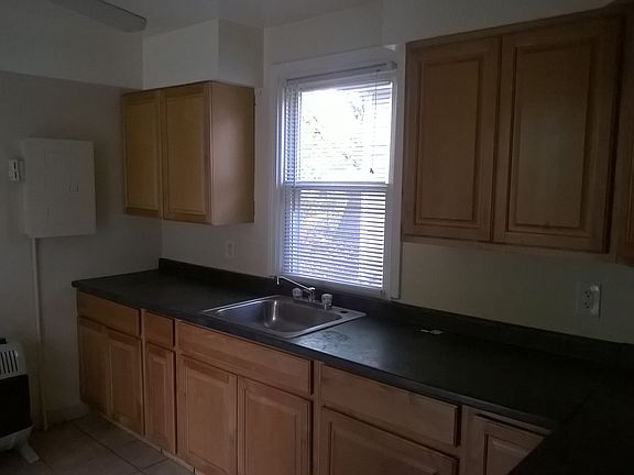 3rd image of 575 E Milton Ave