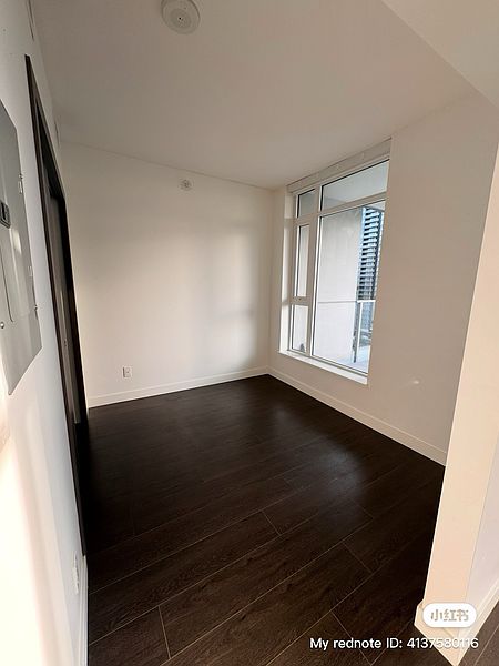 Burnaby Apartment for rent - 1 Bedroom — photo 5