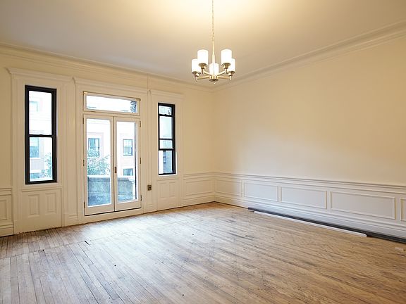 5th image of 5 E 94th St APT 3A