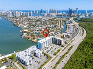 2841 NE 163rd St APT 805, North Miami Beach, FL 33160