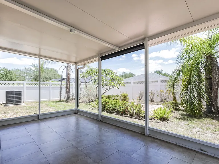 1309 Alhambra Crest Dr — Photo 15