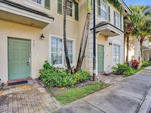 757 NW 42nd Ave #1, Fort Lauderdale, FL 33317