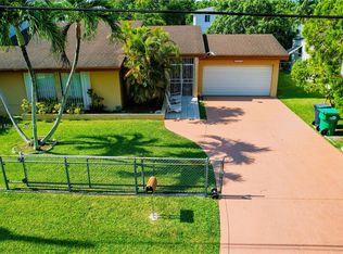 6415 SW 27th St, Miami, FL 33155