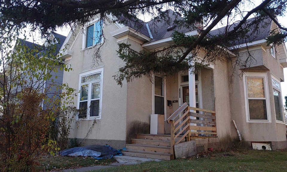1st image of 2827 Fremont Ave N