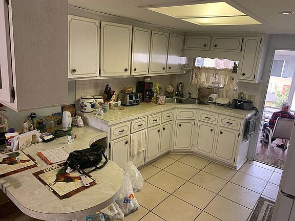 2nd image of 2438 Radford Ave