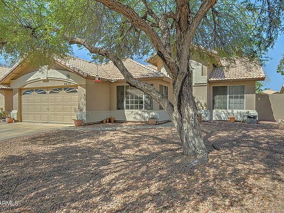 4th image of 4232 E SAN REMO Avenue