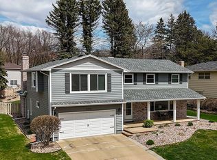 2716 W 31st St, Sioux Falls, SD 57105