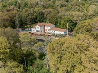 3900 Valley View Rd SW, Rochester, MN 55902