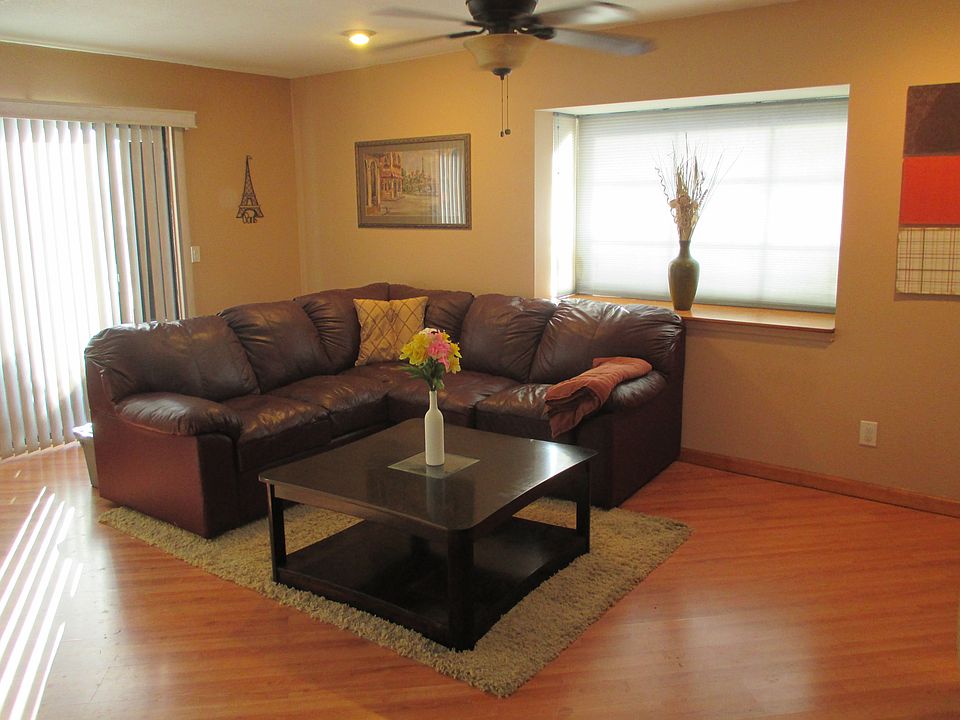Upstairs living room