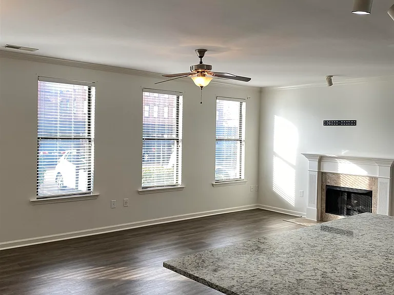 730 Litty Ct #101 — Photo 2