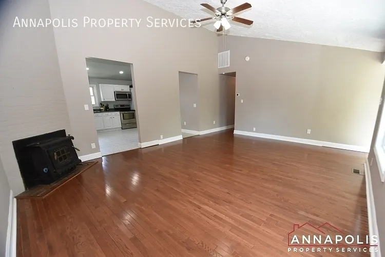 1195A Bayview Vis — Photo 5