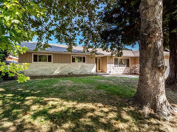 2nd image of 6351 Driftwood St