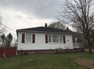 10 Palmer Dr, Camp Hill, PA 17011