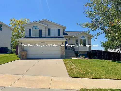 15052 S Manilla Dr Photo 1