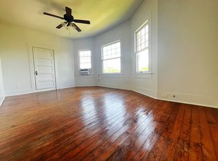 1118 W French Pl #3, San Antonio, TX 78201