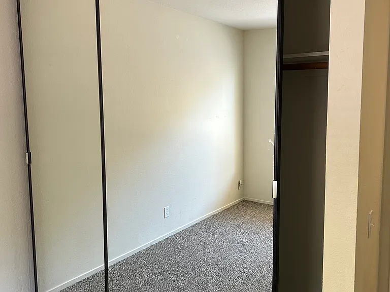 3315 Brittan Ave #12 — Photo 20