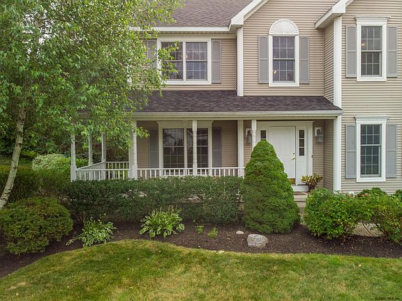 3rd image of 67 Gullane Dr