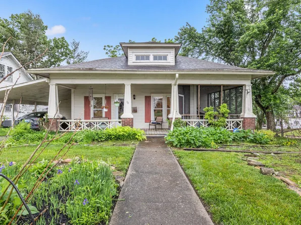 98 Pearl St, Berea, KY 40403