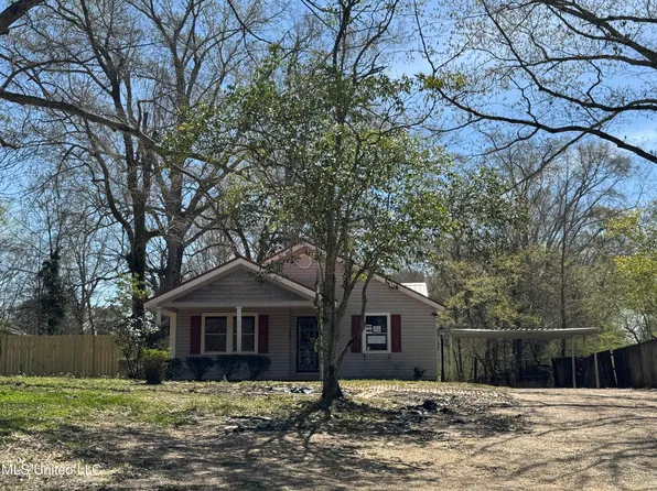 4531 Raymond Rd, Jackson, MS 39212