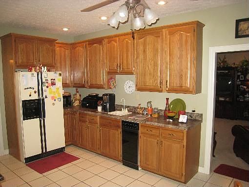 4th image of 1600 Barley Way