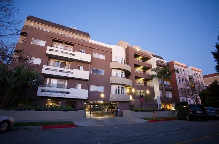 Boutique Building