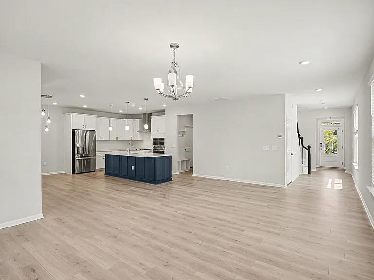 2201 Big Sky Ln — Photo 4