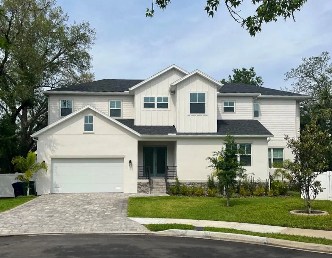 5 bed, 4.5 bath, 3620 sqft, $10,500 — Photo 1
