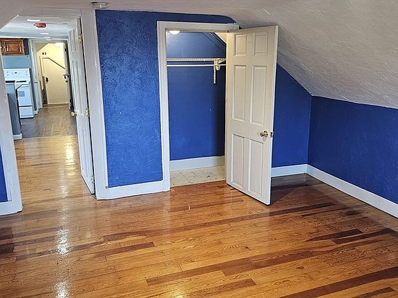 2nd image of 39 Union St APT 3