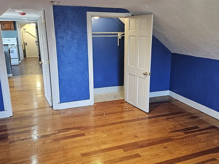 39 Union St #3 — Photo 2