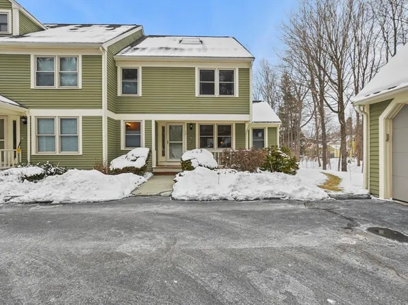18 Fieldstone St Unit 18, Upton, MA 01568
