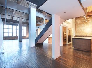 2251 S Michigan Ave #2251-310, Chicago, IL 60616