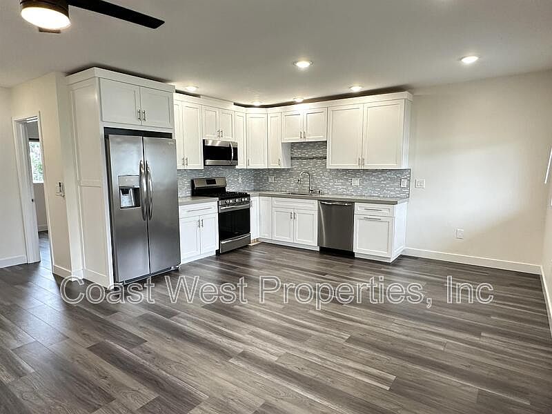 1st image of 2030 Diamond St APT H