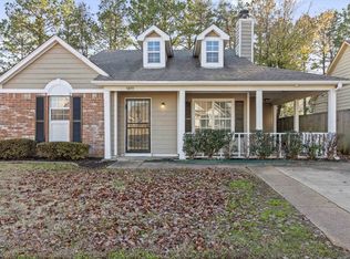 5877 Hickory Cmns, Memphis, TN 38141