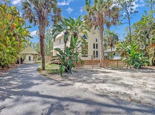 1720 20th Ave NE, Naples, FL 34120