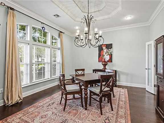 5th image of 939 Rue Chantilly