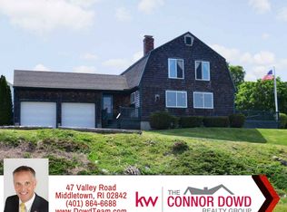 6 J H Dwyer Dr, Middletown, RI 02842