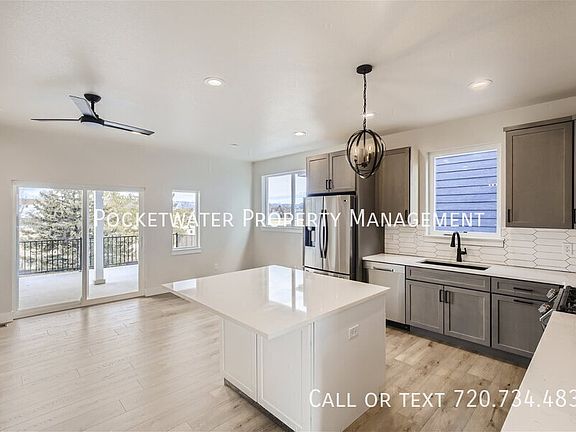 4th image of 1353 Baker St