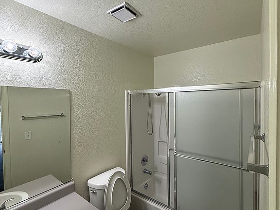 5th image of 91 Golden Gate Cir