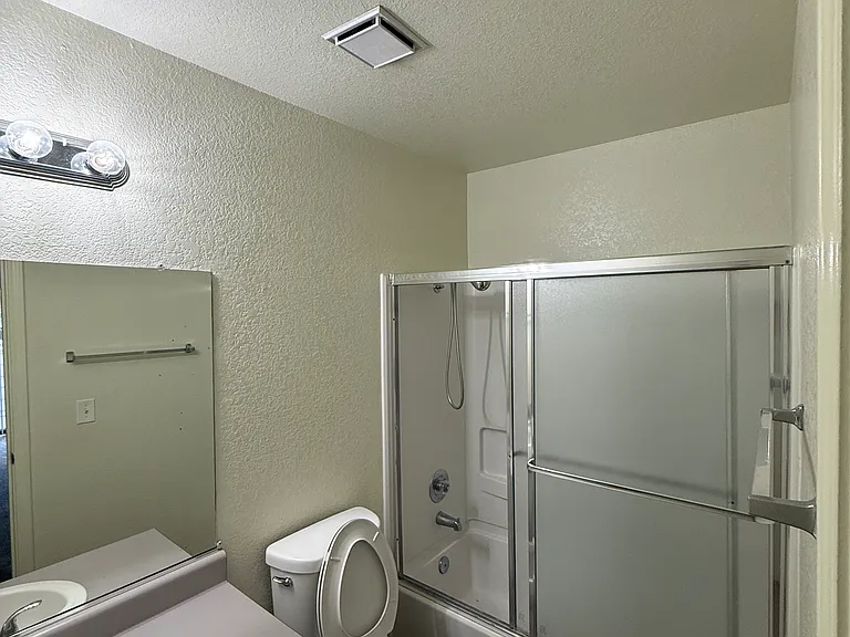91 Golden Gate Cir — Photo 5