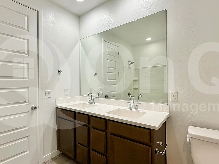 6342 W Raymond St — Photo 19