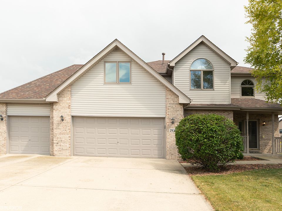 1st image of 2920 Royal Ct