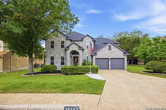 5 bed, 3.5 bath, 2967 sqft, $3,000 — Photo 1
