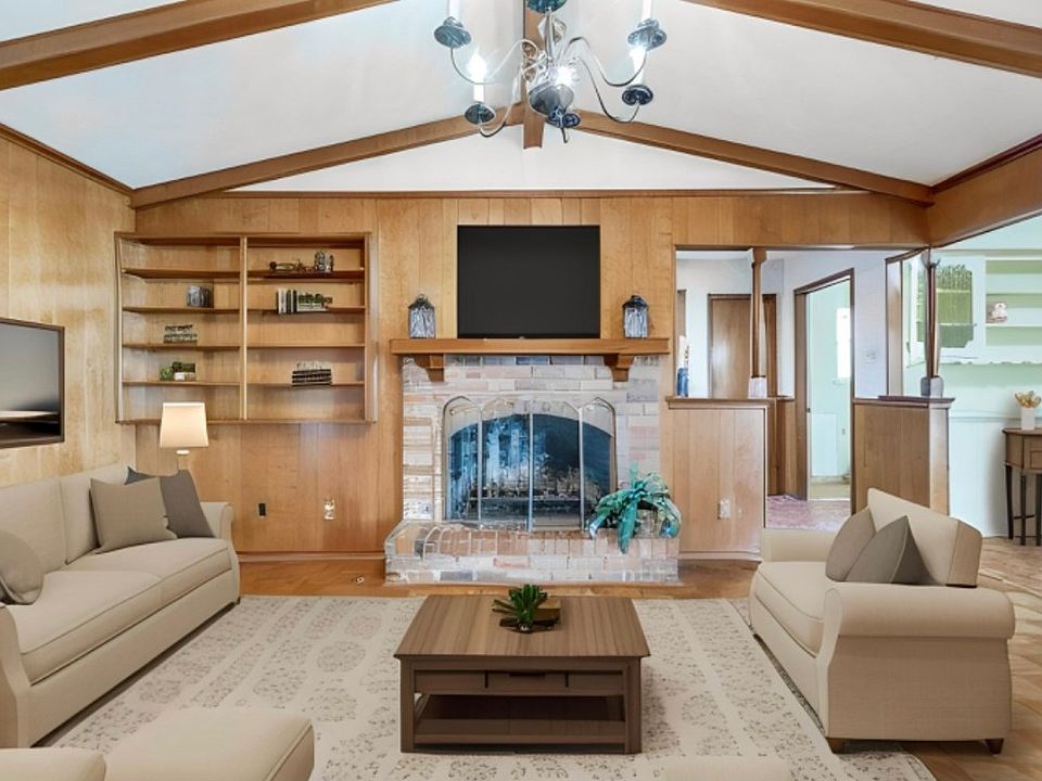 1st image of 814 Twilight Cir