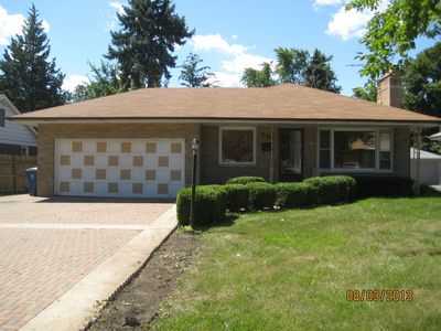 358 E Saint Charles Rd, Elmhurst, IL, 60126