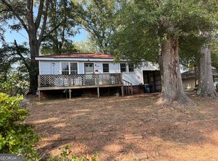 823 E Tinsley St, Griffin, GA 30223