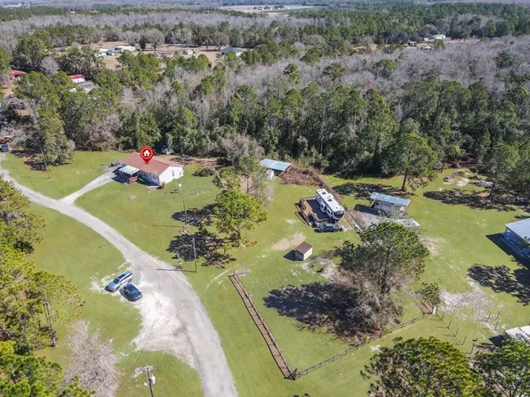 6222 Buck Fever Rd, Polk City, FL 33868