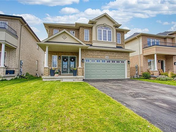 3rd image of 49 Lampman Dr