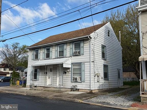 3rd image of 13-15 W Water St