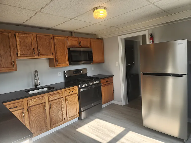 843 Ferry St #2 — Photo 2