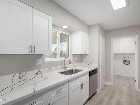 10411 W PRAIRIE HILLS Circle, Sun City, AZ 85351